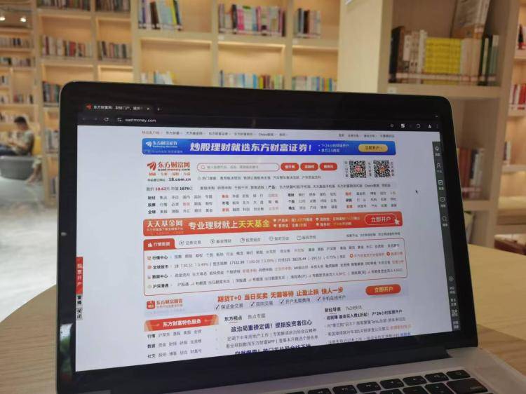 手工羽毛扇網(wǎng)站如何憑借傳統(tǒng)工藝傳承擴(kuò)大流量？同行都是怎么做的？