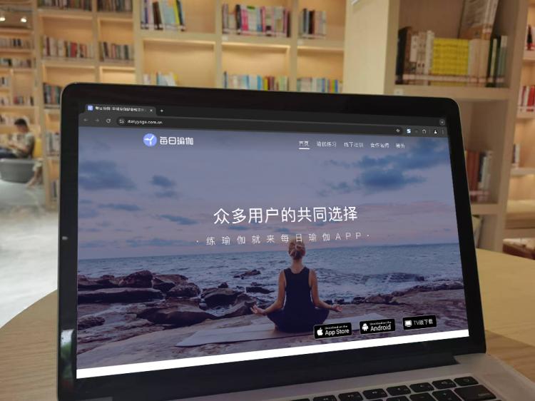 手工羽毛扇網(wǎng)站如何憑借傳統(tǒng)工藝傳承擴(kuò)大流量？同行都是怎么做的？